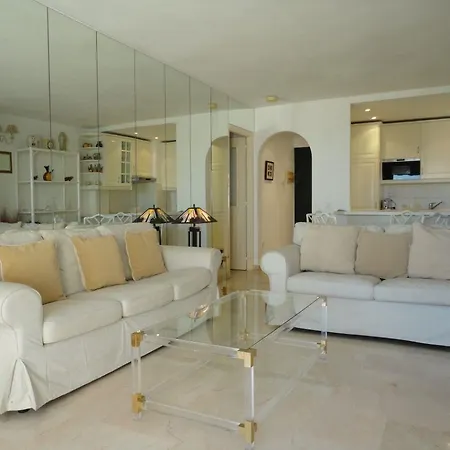 Pe02 Estepona