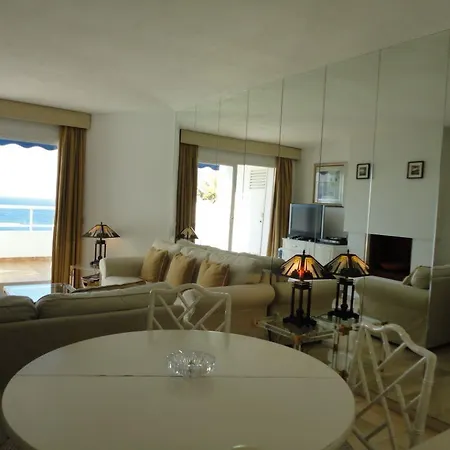 Pe02 * Estepona